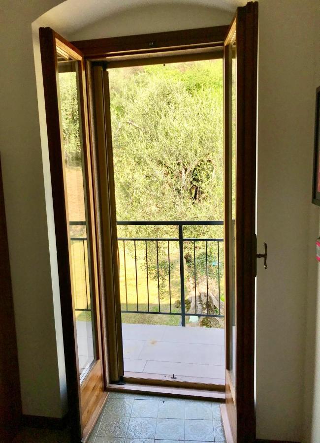 Ferienwohnung Casa Prima Vista Torri Del Benaco Exterior foto